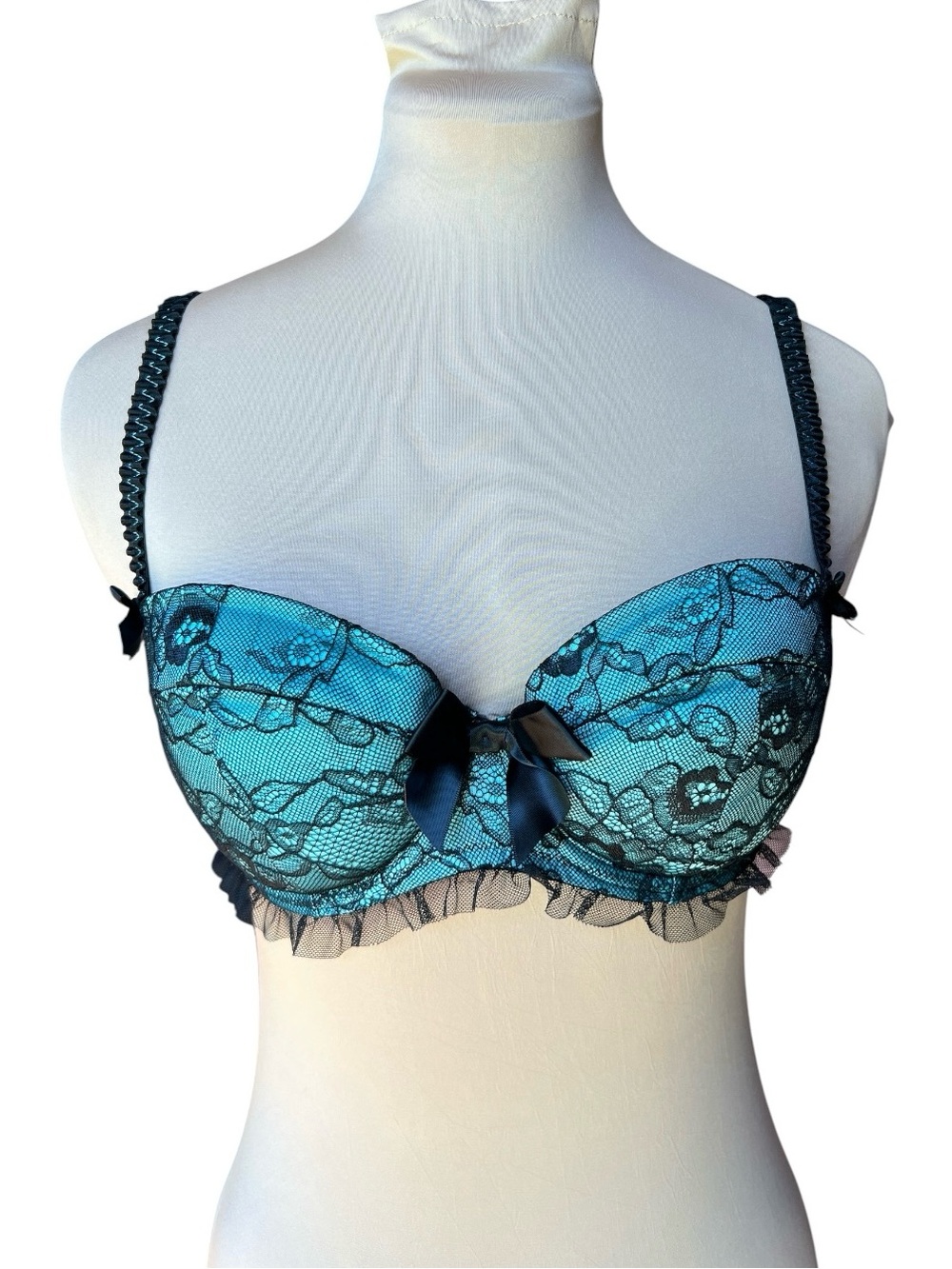 Ann Summers Turquoise Push Up Padded Lace Bra  34D